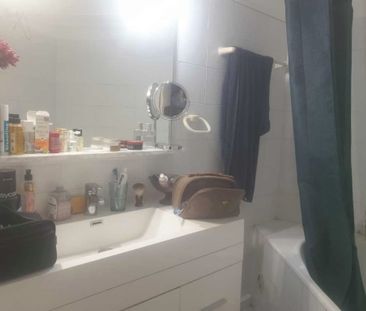 Location Appartement 4 pièces 94m² NIMES 30000 - Photo 6