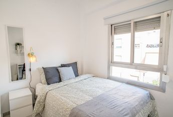 Carrer de Sant Lluís Bertran, Torrent, Valencian Community 46900