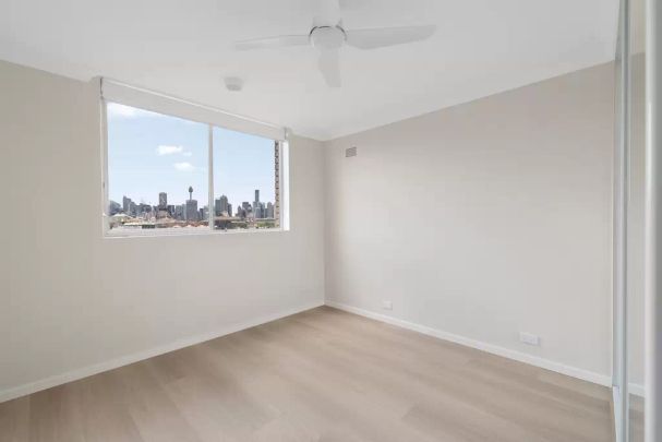 Fully renovated with Sydney Harbour Bridge views - Photo 1