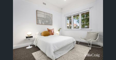 The Elwood Lifestyle, Right at Your Doorstep - Photo 4