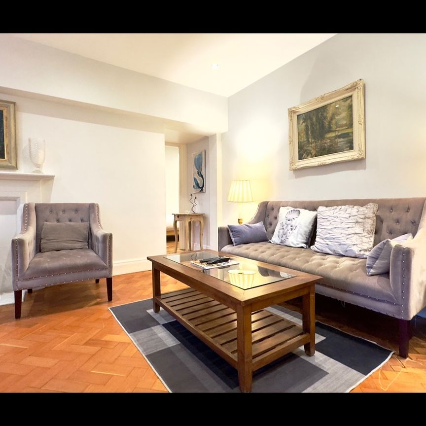 2 Bed Flat, Queensway, W2 - Photo 1
