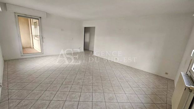 Location Appartement - Photo 1