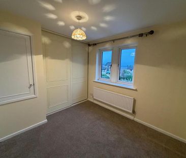 2 bedroom semi-detached house to rent - Photo 4