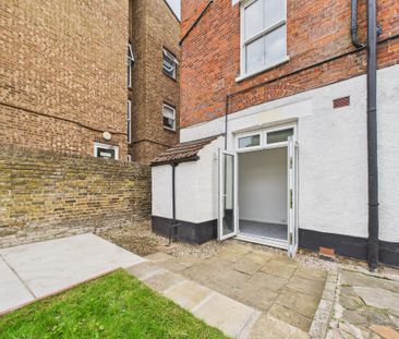 Hayes Lane, Bromley, BR2, London - Photo 3