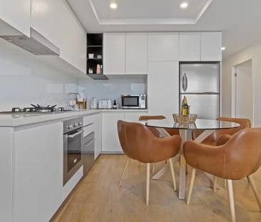 Stunningly Furnished 2 Bedroom in Little Ox Apartments - Photo 4