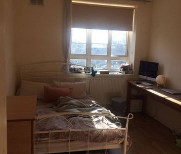 Room in a Shared Flat, Holsworthy House, E3 - Photo 3