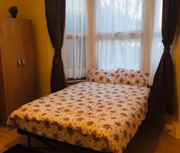 Studio Flat, Wimborne Road, N17 - Photo 3