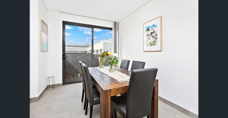 IMMACULATELY PRESENTED - Photo 2