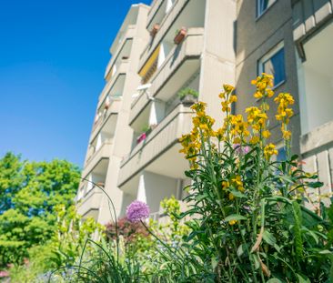 4-Raum-Erdgeschosswohnung mit Balkon - Photo 2