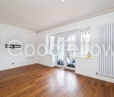 3 bedroom detached house to rent, - Photo 1