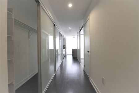 For Lease - 426 University Avenue Unit# 2801 (Den), Toronto, Ontario - Photo 3