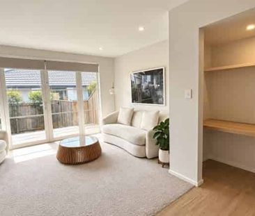 PHILLIPSTOWN - TWO BEDROOMS, HEAT PUMP, OFF STREET PARK - Photo 4
