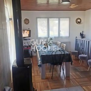 SAINT-VIT, maison T4 avec terrain clôturé - Photo 2