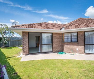 A Cosy 3BR Home in Terrace End! - Photo 3
