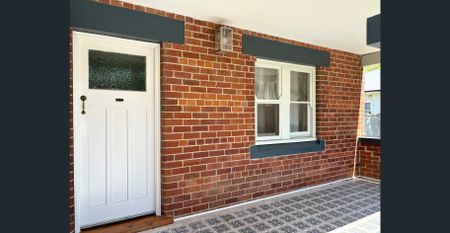 NORTH TAMWORTH- Renovated 3 Bedroom Home - Photo 3