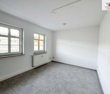 Großzügige, komplett sanierte 5-Raum-Wohnung mit zwei Bädern in Gor... - Photo 4