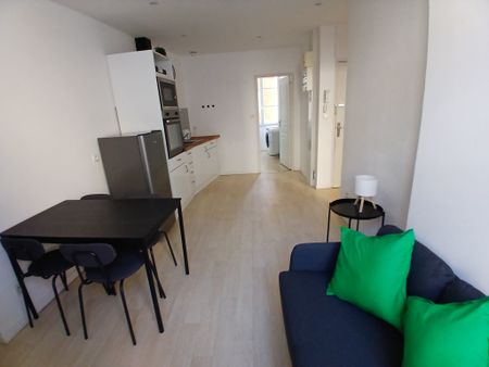 Location Appartement 2 pièces 30m² MONTMORILLON 86500 - Photo 2