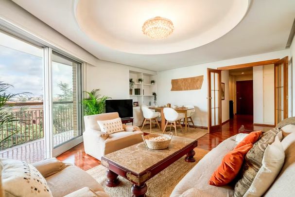 Avenida de los Toreros, Madrid, Community of Madrid 28028 - Photo 1