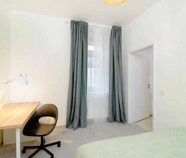 Pronájem bytu 2+kk 45 m2 - Fotografie 4