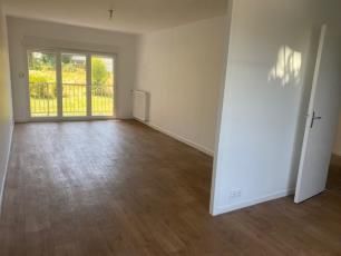Location Appartement 4 pièces 101m² MONTIVILLIERS 76290 - Photo 2