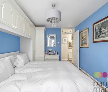 Hutton Grove, London - Photo 3