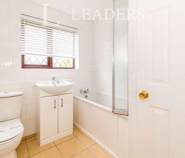 Albacore Avenue, Warsash, Southampton, SO31 - Photo 4