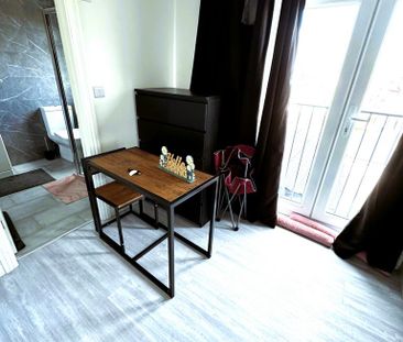 Studio to rent - Photo 4