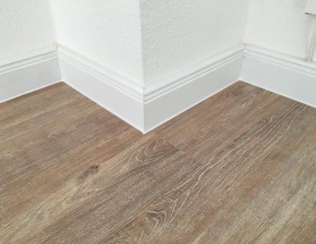 2 Zimmer Altbauwohnung am Südfriedhof ab 01.04.26 oder früher - Foto 1