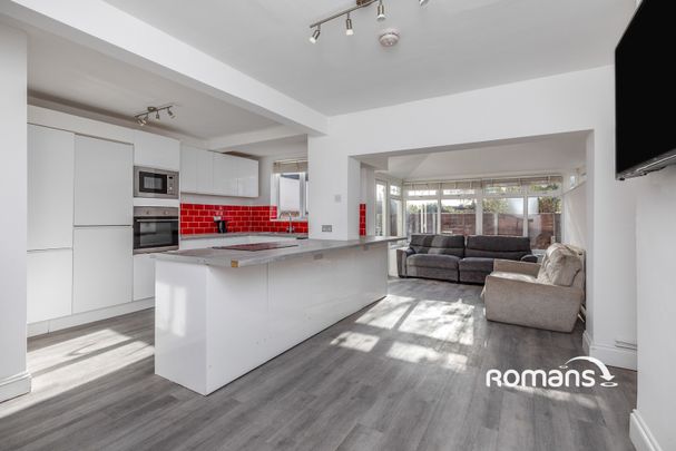 5 bedroom house to rent - Photo 1