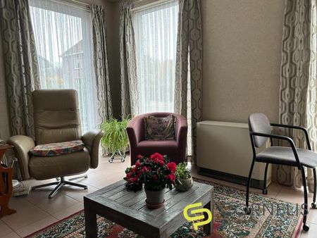 Gelijkvloers appartement met twee slaapkamers en garagebox - Photo 2