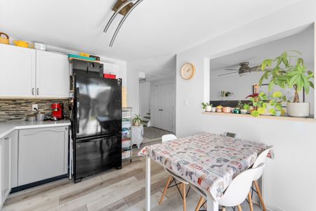 For Lease - 4 Weymouth Road, Barrie, Ontario - Photo 4