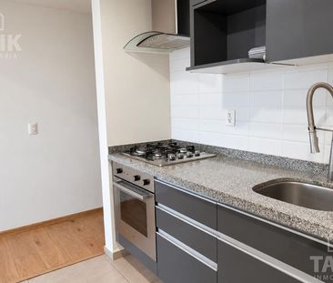 Se renta departamento en excelente ubicación, con seguridad 24 hora... - Photo 2