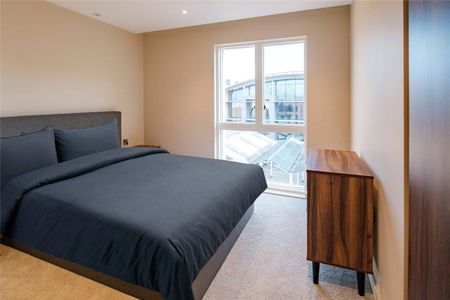 Stylish furnished 1 bedroom apartment located in the Hudson Quarter development - Photo 2