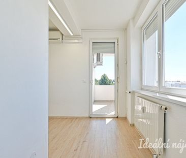 Pronájem bytu 2+kk 40 m² - Photo 1