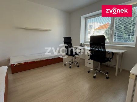 Pronájem lůžka pro muže - studenta, pěkné a příjemné bydlení v RD Štefánikova - Photo 3