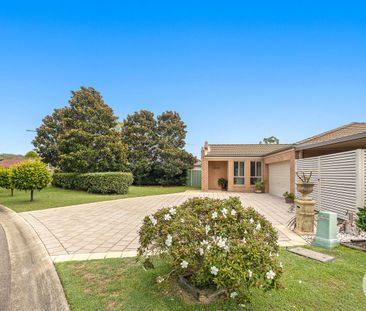 Spacious Family Home in the heart of Salamander Bay just 600m from ... - Photo 4