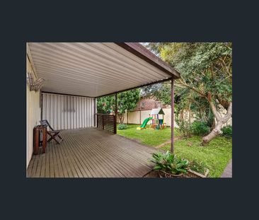 Charming Family Home in a Convenient Location - Photo 4