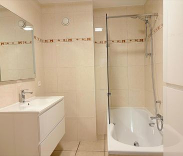 Appartement - à louer - 850 € 5500 DINANT - Photo 5