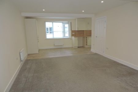 2 bedroom property to rent - Photo 3