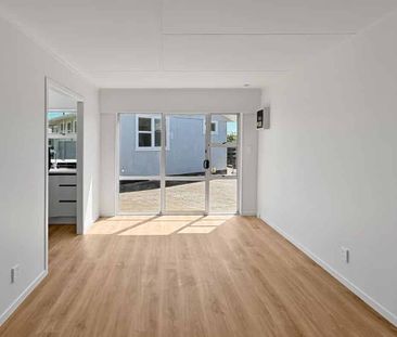 CASTLECLIFF - 1 BEDROOM - Photo 5