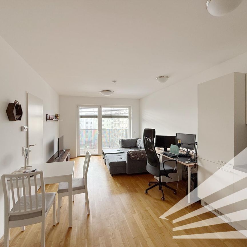 Moderne 2 Zimmer-Wohnung mit Küche und Balkon - TG-Plätze verfügbar - Photo 1