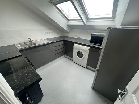 Flat 4, 49 Lower Ford Street – Student Accommodation Coventry - Photo 3