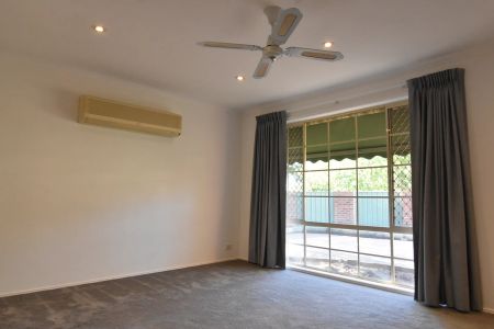 12/40 Sid Barnes Crescent, Gordon. - Photo 4