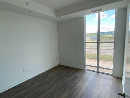 For Lease - 550 North Service Road Unit# 213, Grimsby, Ontario - Photo 2