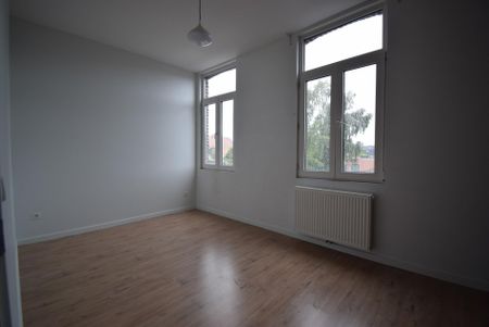 NETTE RIJWONING MET AUTOSTANDPLAATS - Photo 2