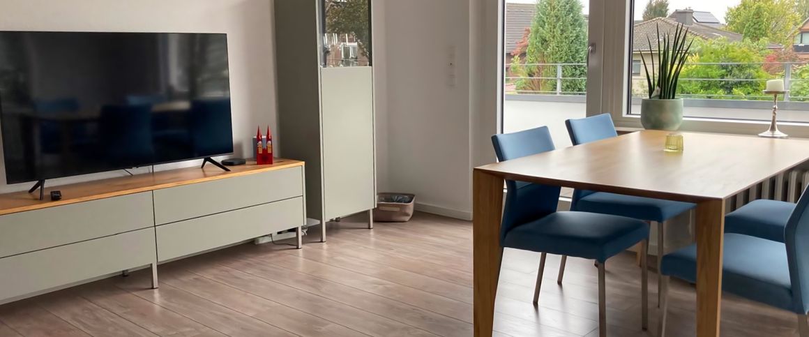 *Mannella* Stilvolle Obergeschosswohnung – hochwertig saniert und ideal gelegen in Siegburg - Foto 1