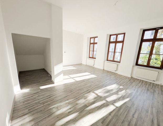 geräumige 3- Raum-Maisonettewohnung mit separatem Eingang in ruhiger Hinterhauslage der Augustastraße ! - Foto 1