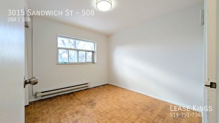 Spacious 2-Bedroom at 3015 Sandwich St – All Utilities Included - Photo 5