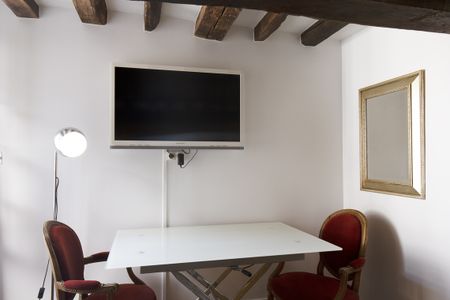 Appartement à louer quai Voltaire, Paris 7ème - Photo 2