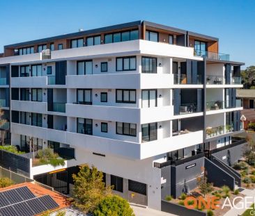 “Fully furnished stunning unit” - Photo 1